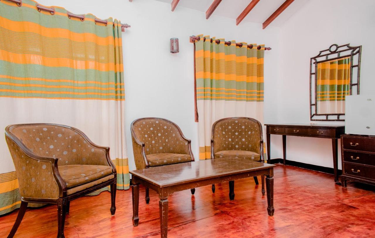 Sarada Beach Resort Yala Тисамахарама Екстериор снимка