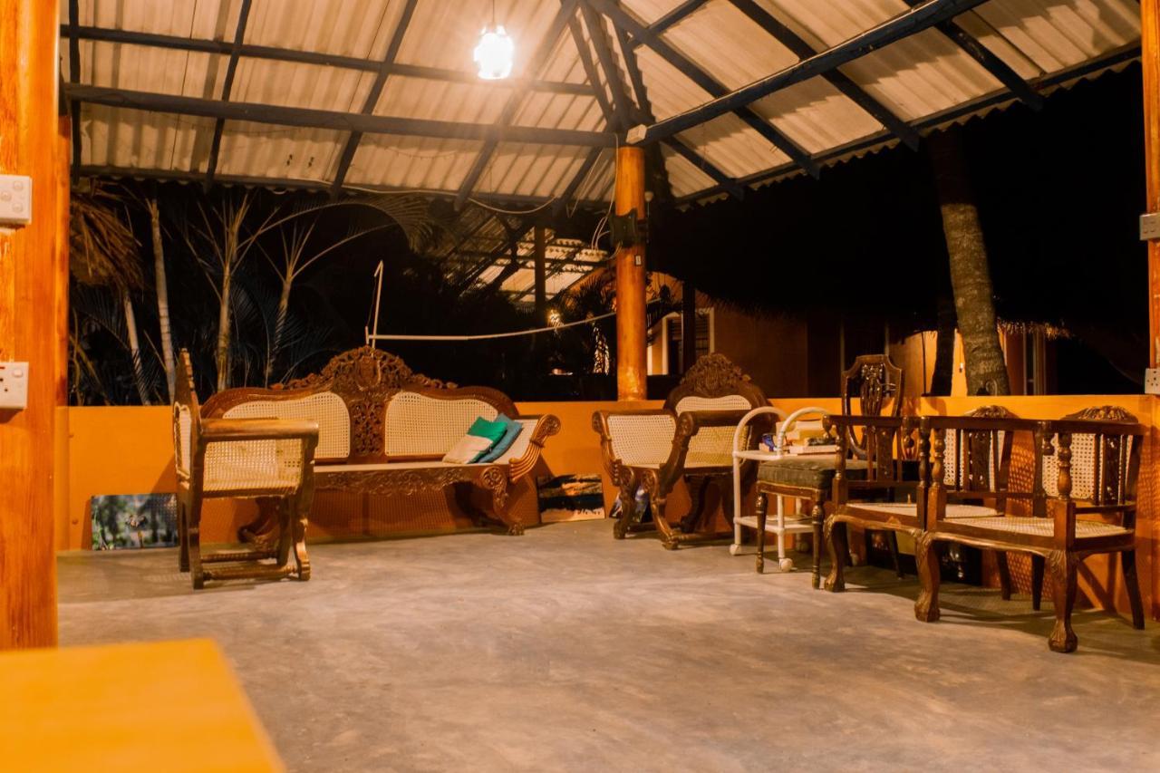 Sarada Beach Resort Yala Тисамахарама Екстериор снимка