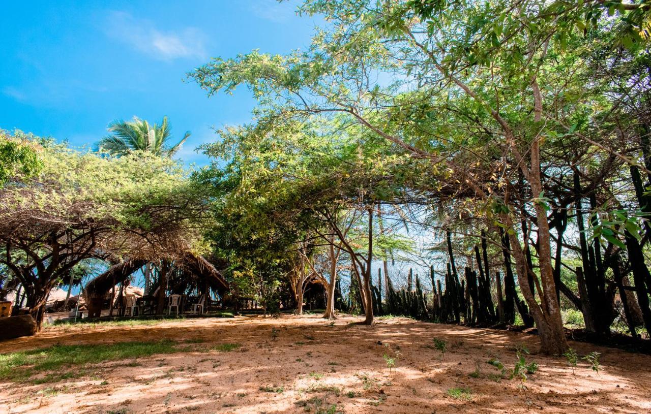 Sarada Beach Resort Yala Тисамахарама Екстериор снимка
