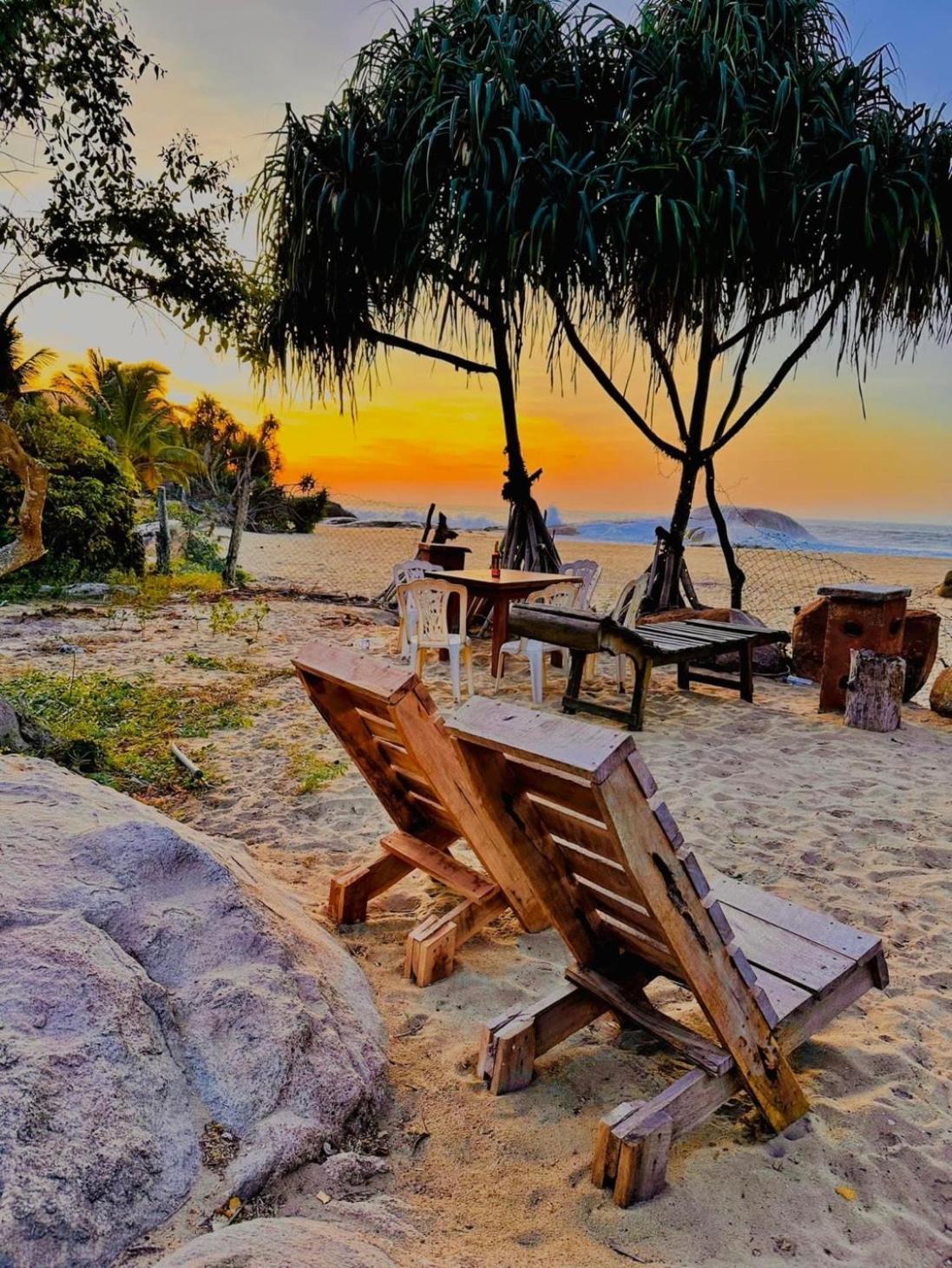 Sarada Beach Resort Yala Тисамахарама Екстериор снимка